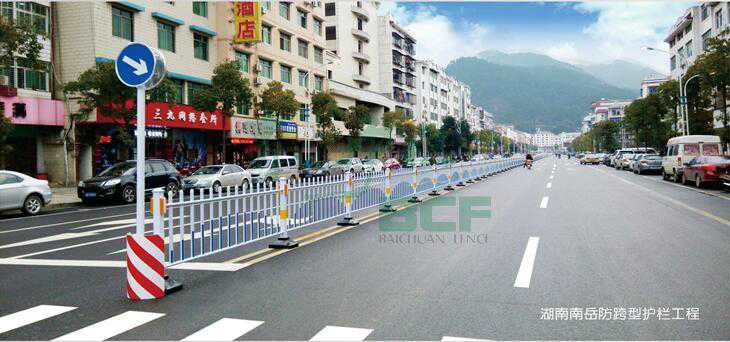 熱鍍鋅道路護欄